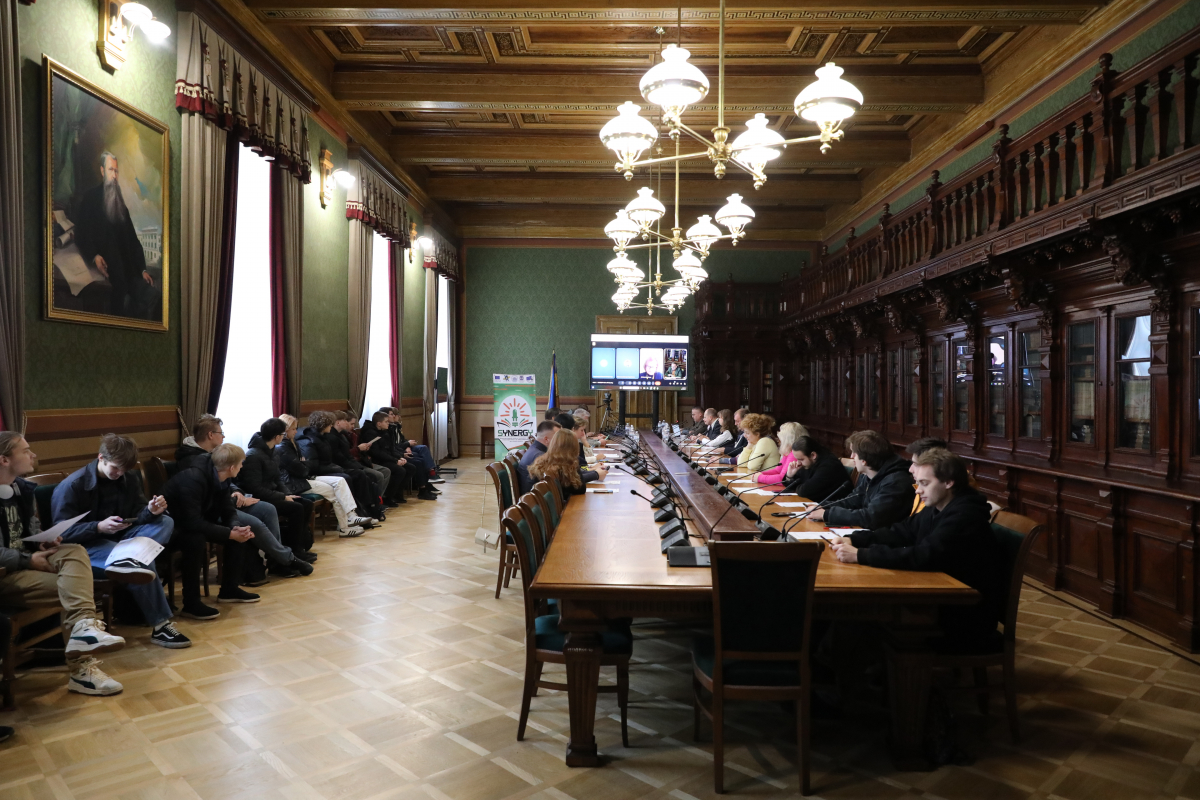 Фото із презентації проєкту