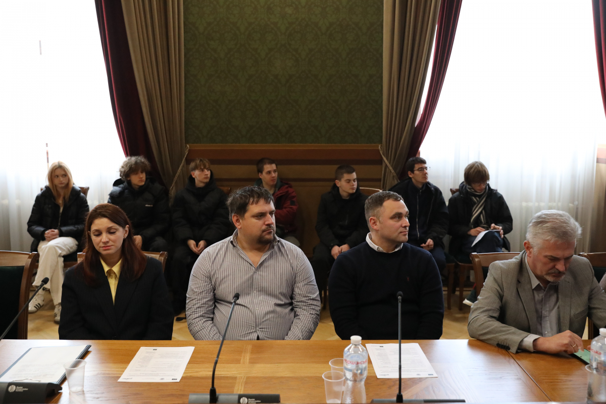 Фото із презентації проєкту