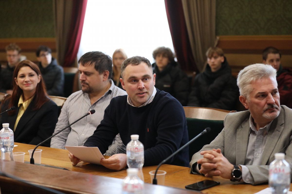 Фото із презентації проєкту