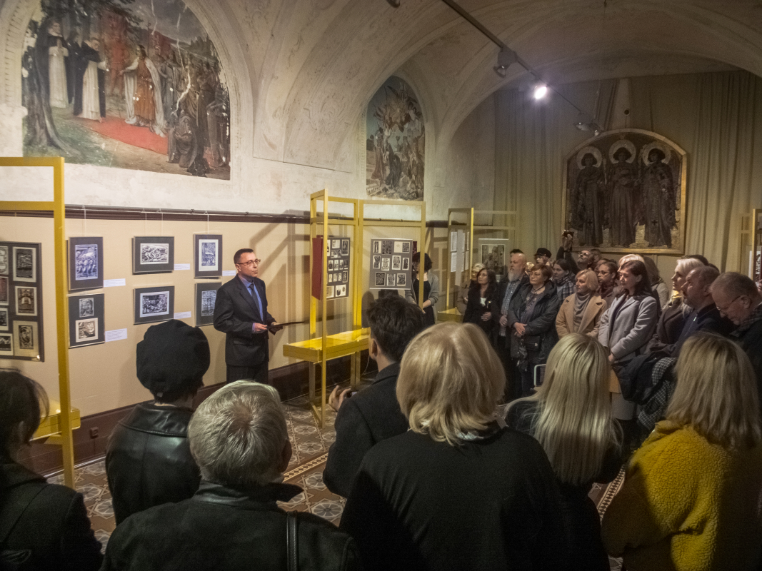 Фото з виставки