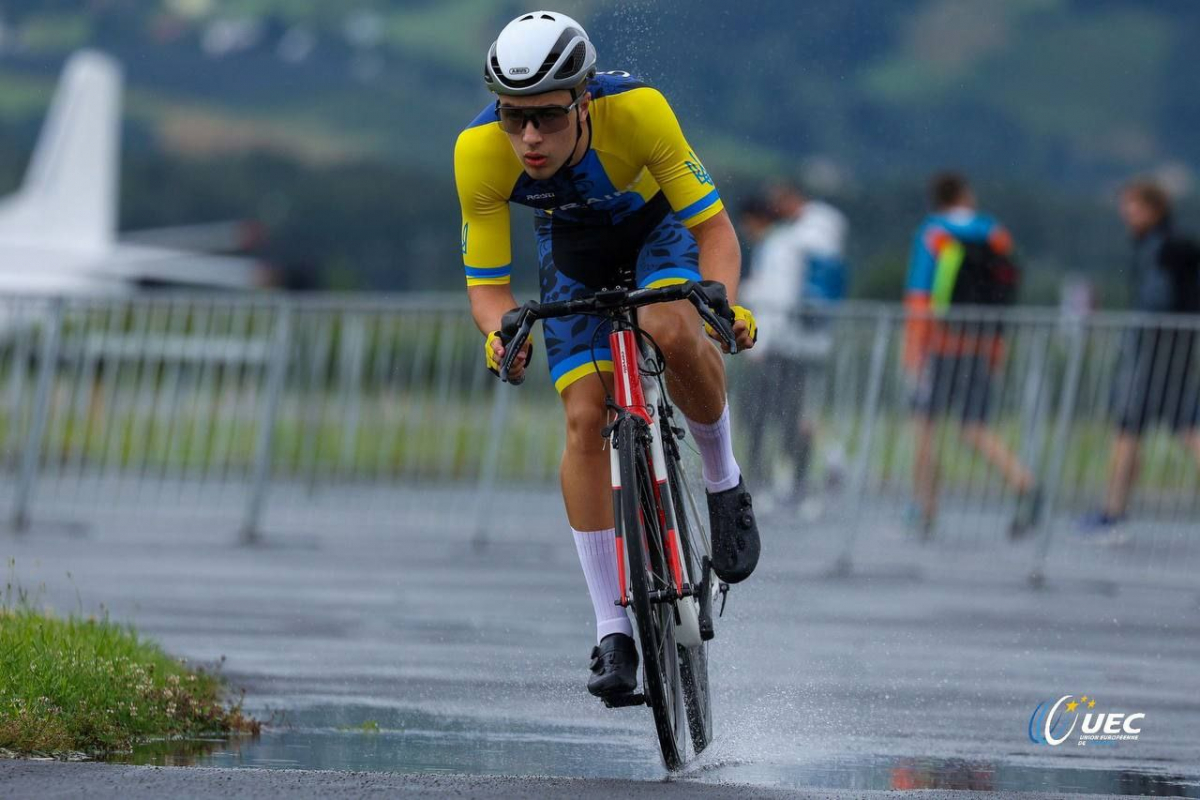 Тарас Іваник