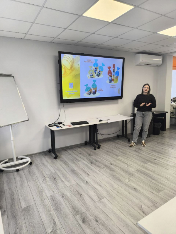 Фото з відвідин компанії