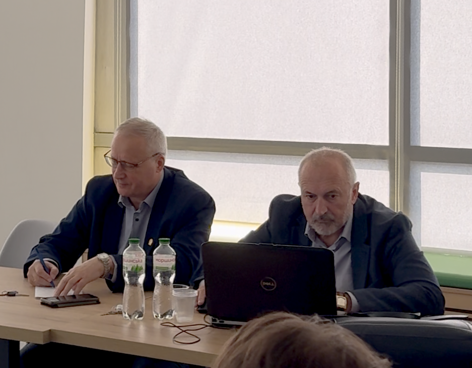 Фото з конференції