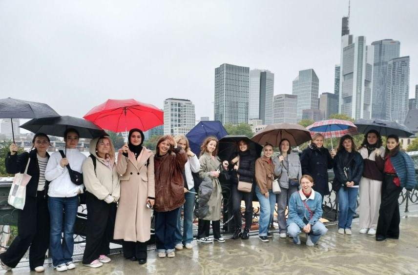 Фото із заходу в Німеччині