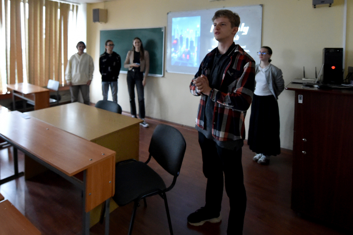 Фото із презентації проєктів