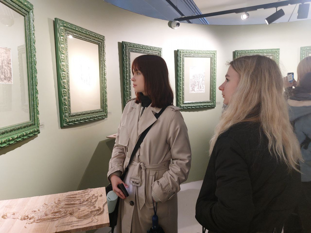 Фото з виставки