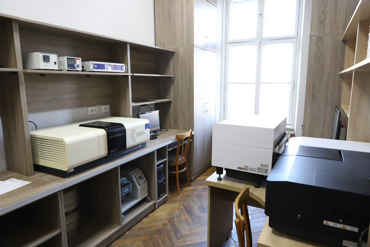 Фото з відкриття лабораторії