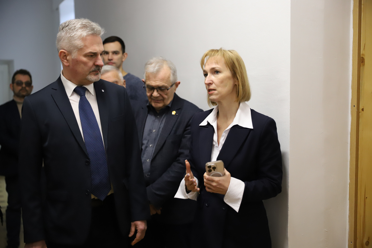 Фото з відкриття лабораторії