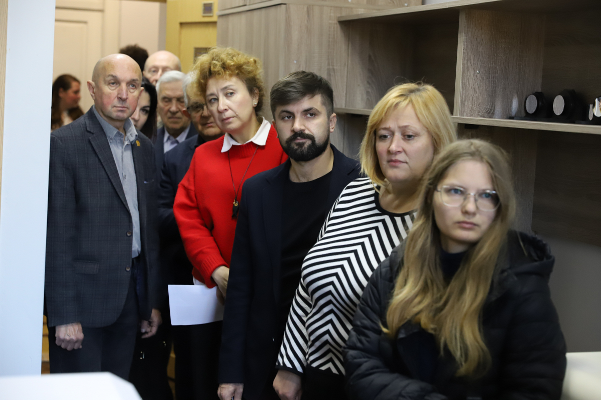 Фото з відкриття лабораторії