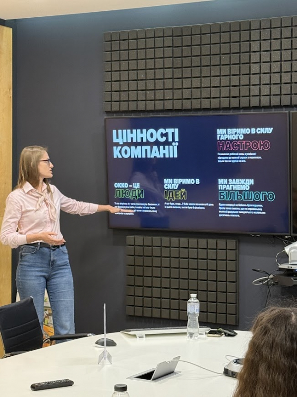 Фото з відвідин компанії