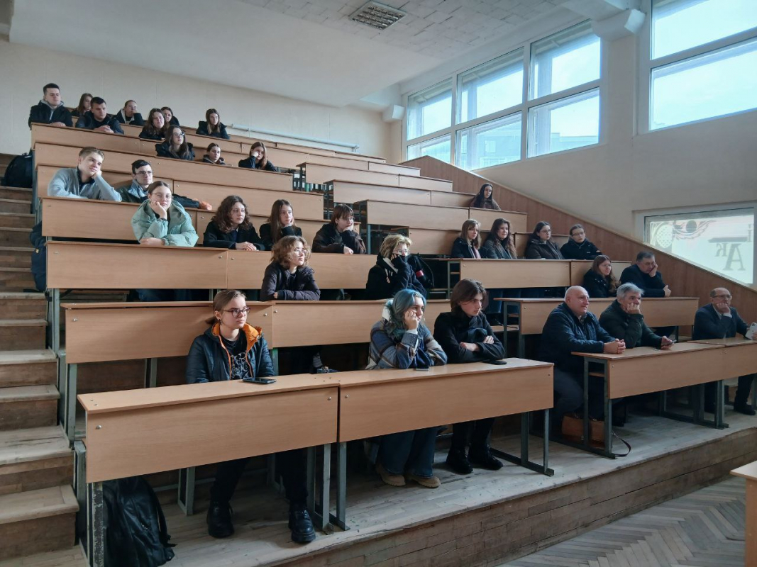 Фото із зустрічі на кафедрі МТ