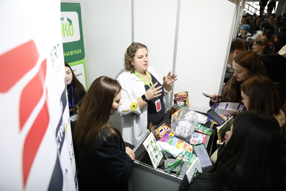 Фото з Ярмарку кар’єри