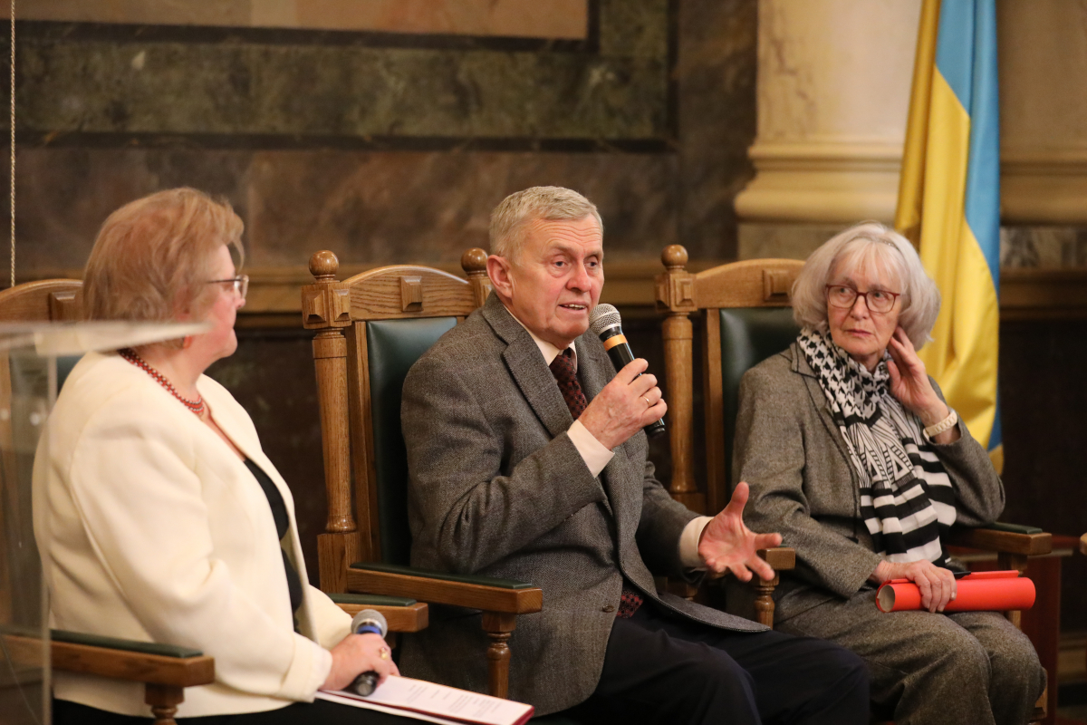 Фото із презентації