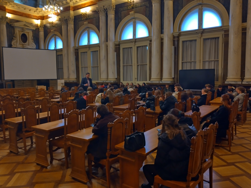 Фото з відвідин ІКТЕ