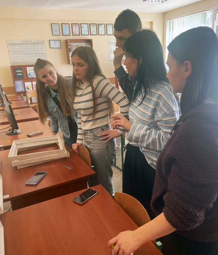 Скріншот з відеозапису