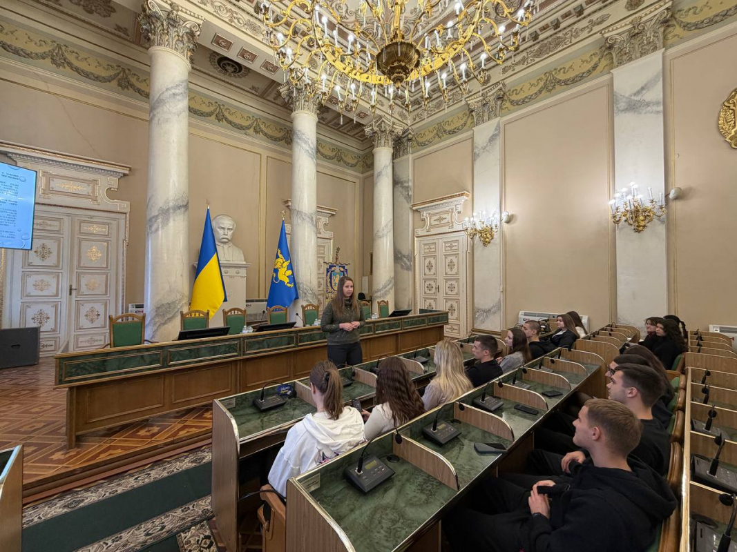 Фото з відвідин ЛОР