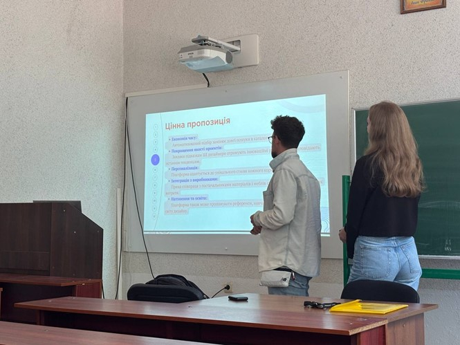 EUSLink виходить на фінальну пряму: у Львівській політехніці відбулися підсумкові пітчинг-сесії третього року проєкту