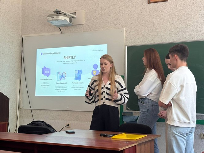 EUSLink виходить на фінальну пряму: у Львівській політехніці відбулися підсумкові пітчинг-сесії третього року проєкту