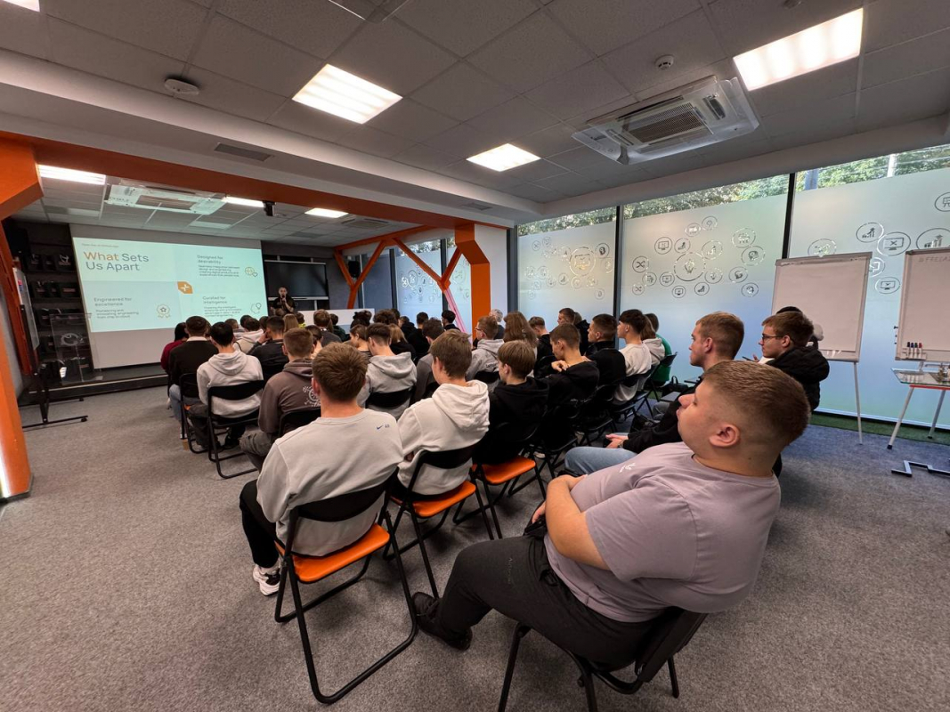 Фото з відвідин компанії