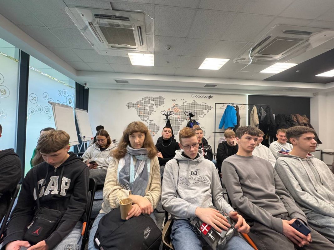 Фото з відвідин компанії