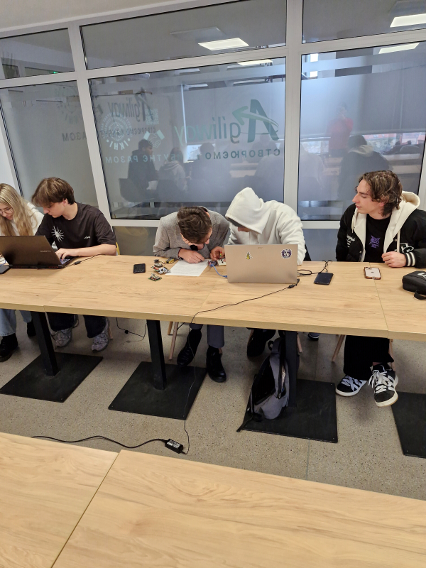 Фото з хакатону