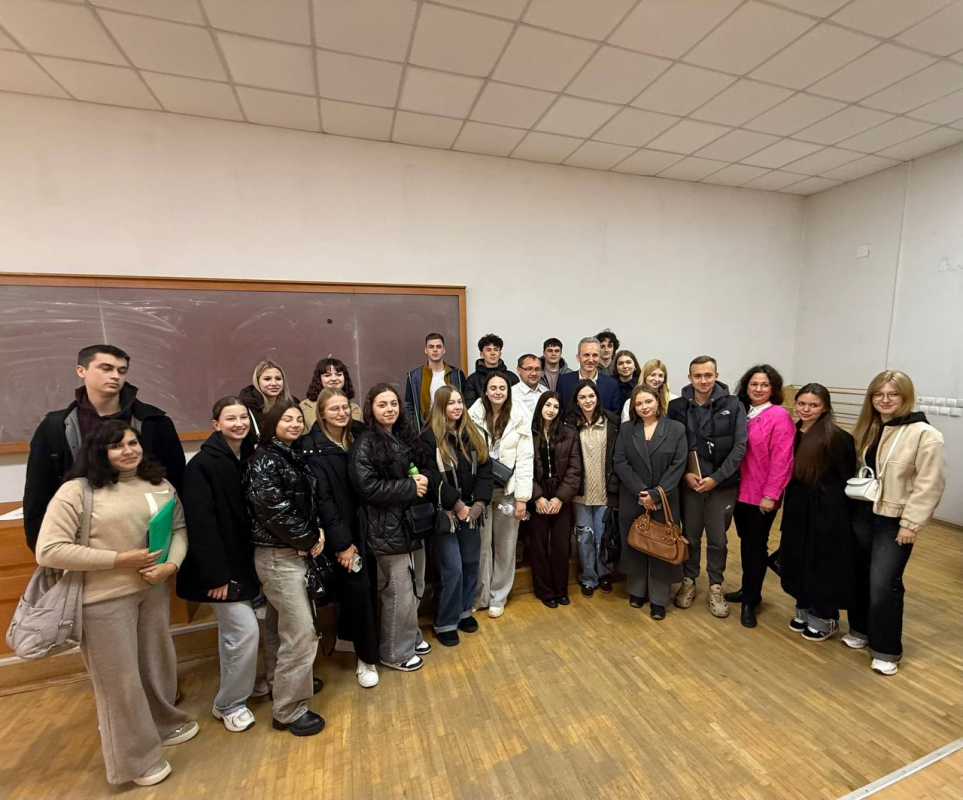 Фото з лекції