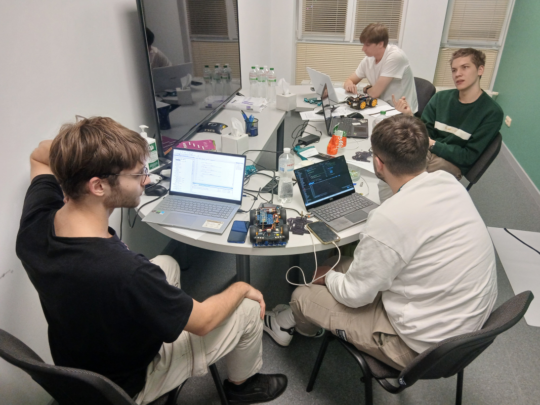 Фото з хакатону