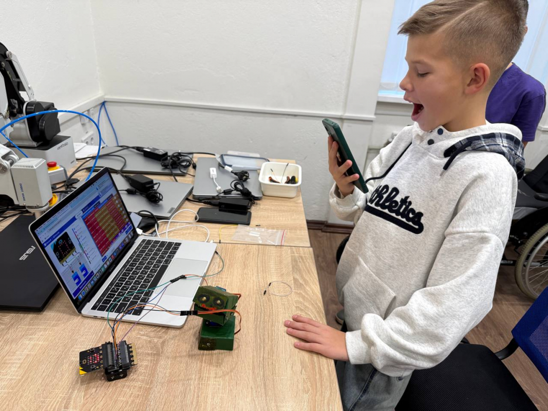 Фото із заходу в Tech StartUp School