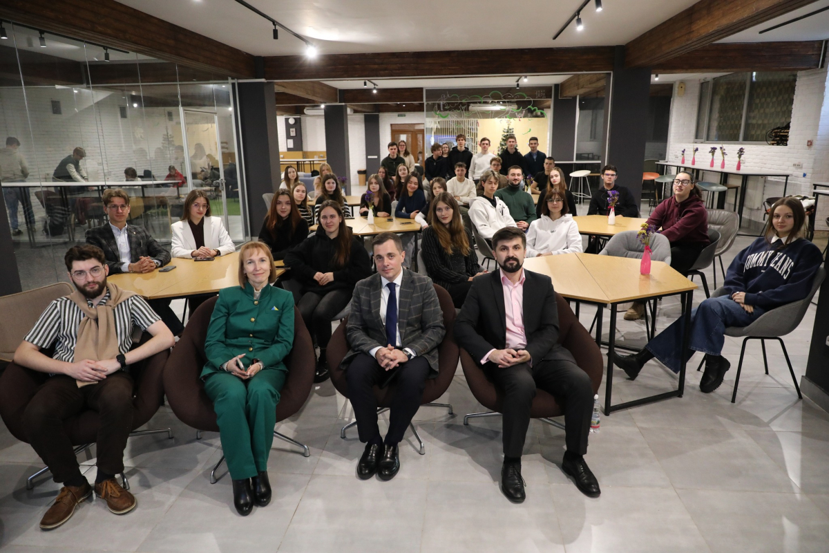 Фото із зустрічі у Львівській політехніці