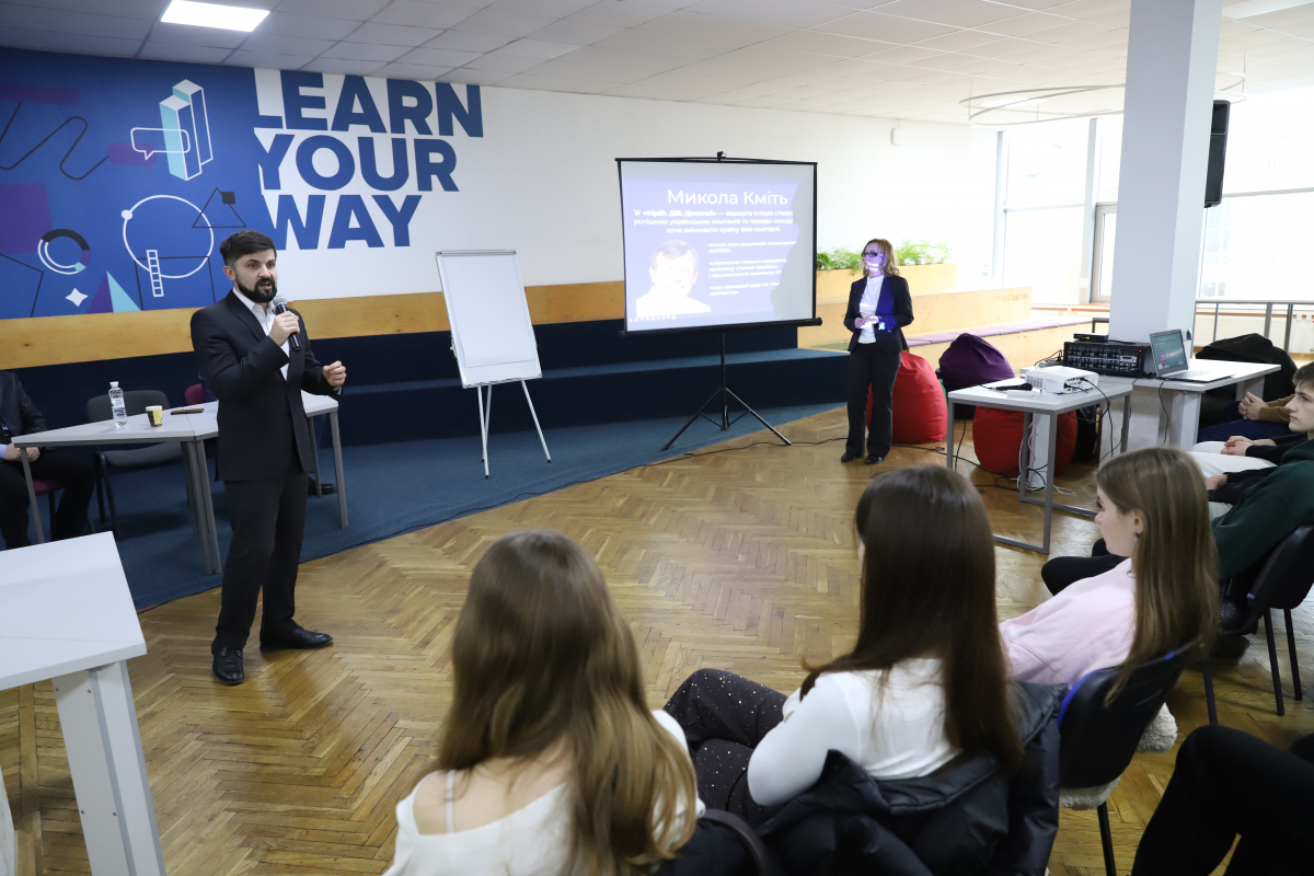 Фото із зустрічі у Львівській політехніці