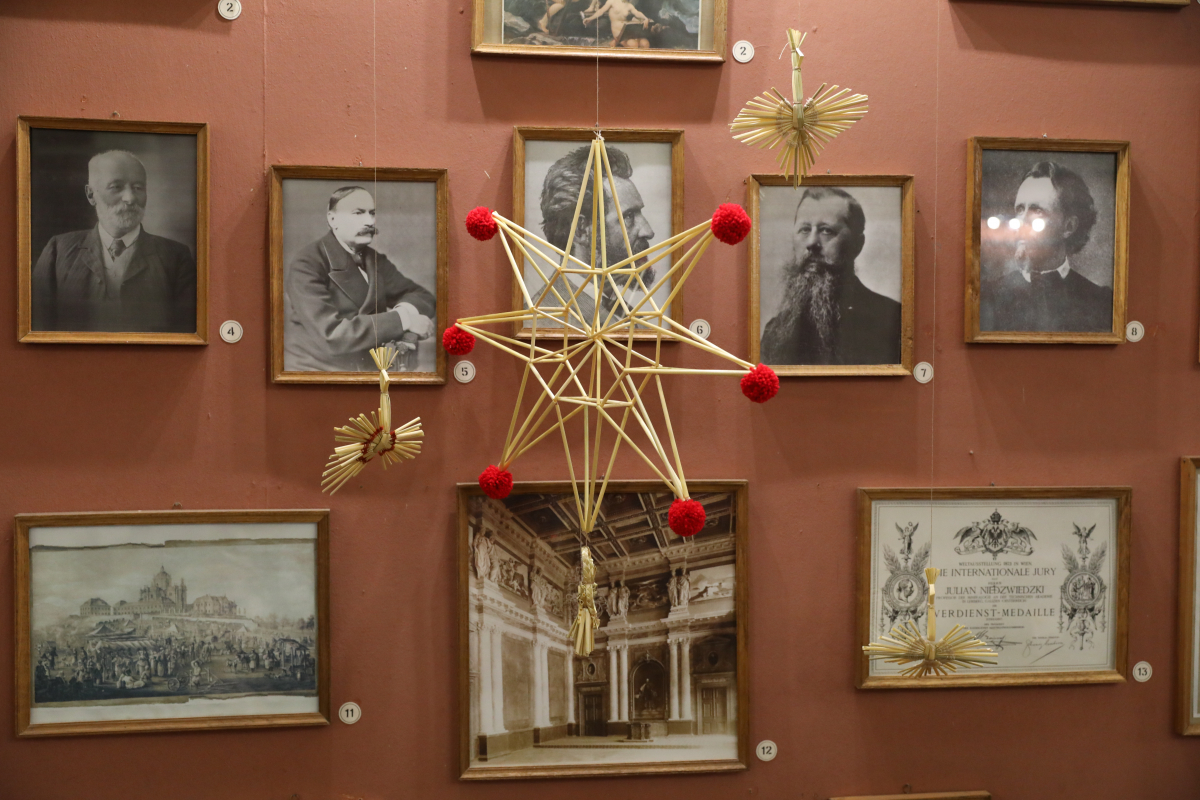 Фото з відкриття виставки