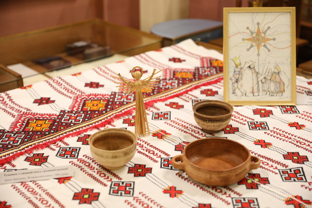 Фото з відкриття виставки