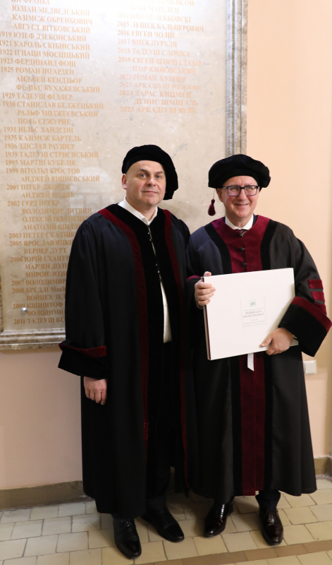 Фото з урочистостей у Львівській політехніці