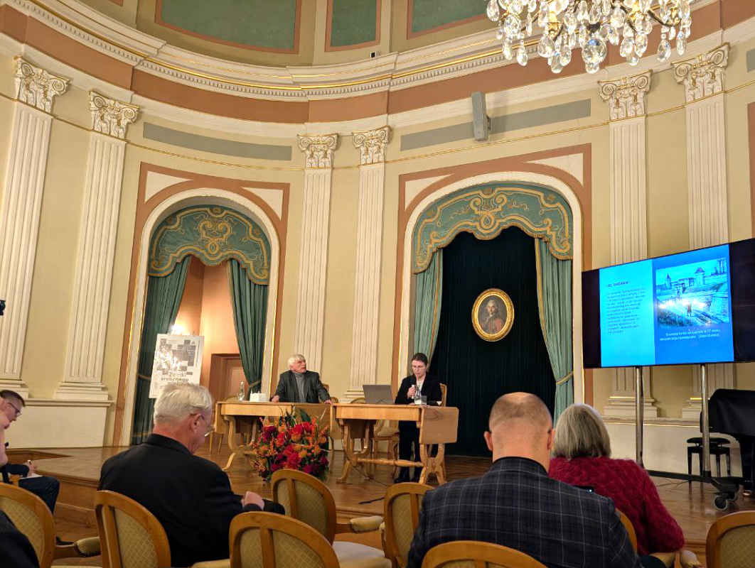 Фото з конференції у Польщі