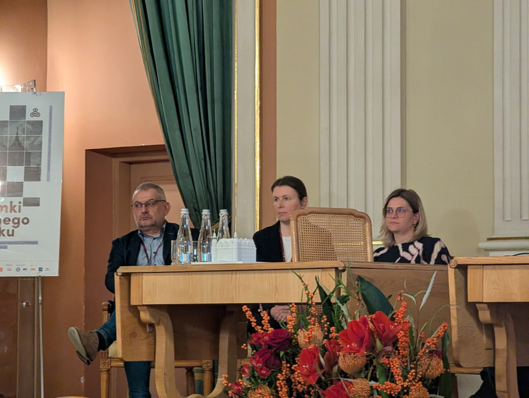 Фото з конференції у Польщі