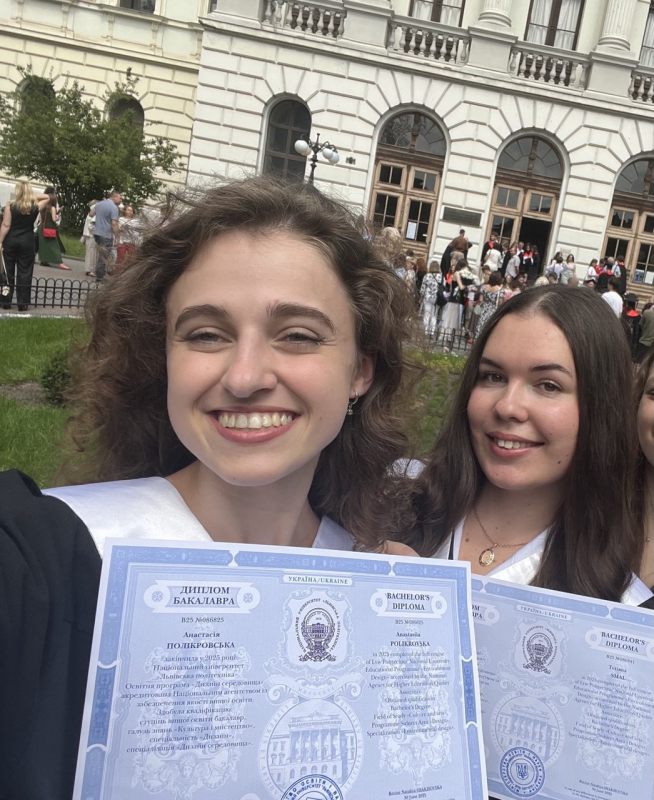 Тетяна Смаль та Анастасія Полікровська