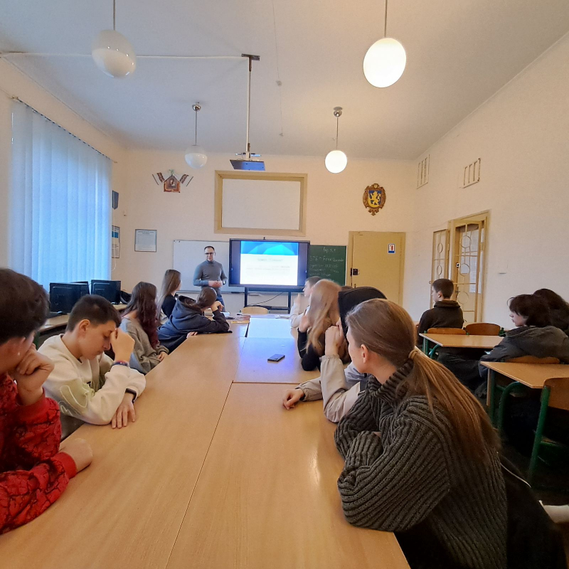 Фото з Днів Політехніки в школі