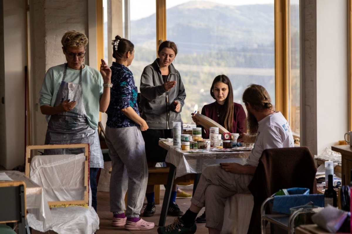 Катерина Кузів з колегами