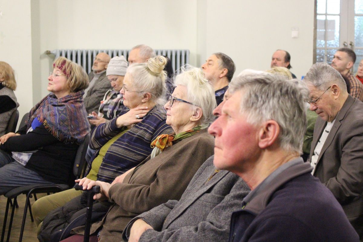 Фото із зустрічі в НТБ