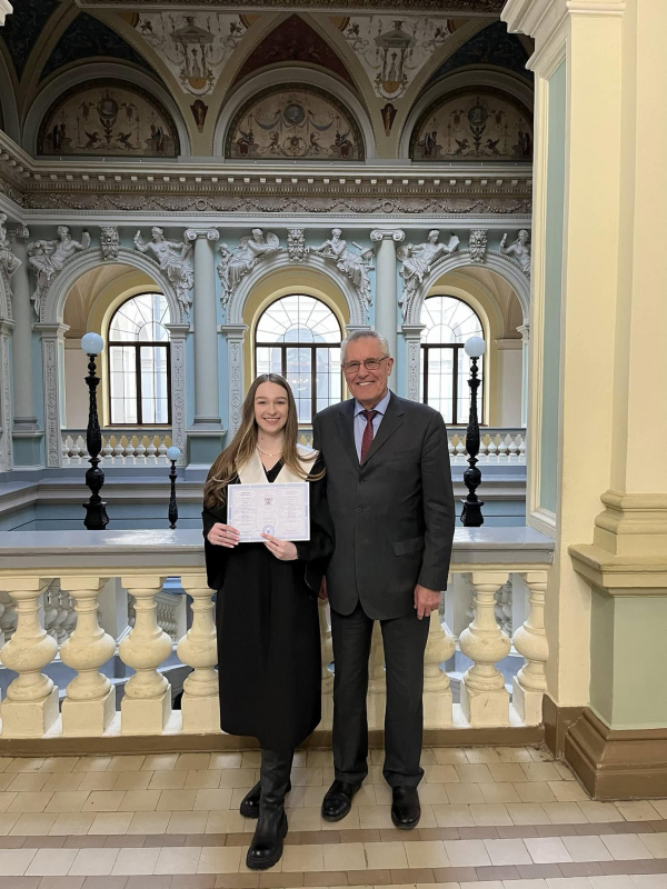 Фото із вручення дипломів