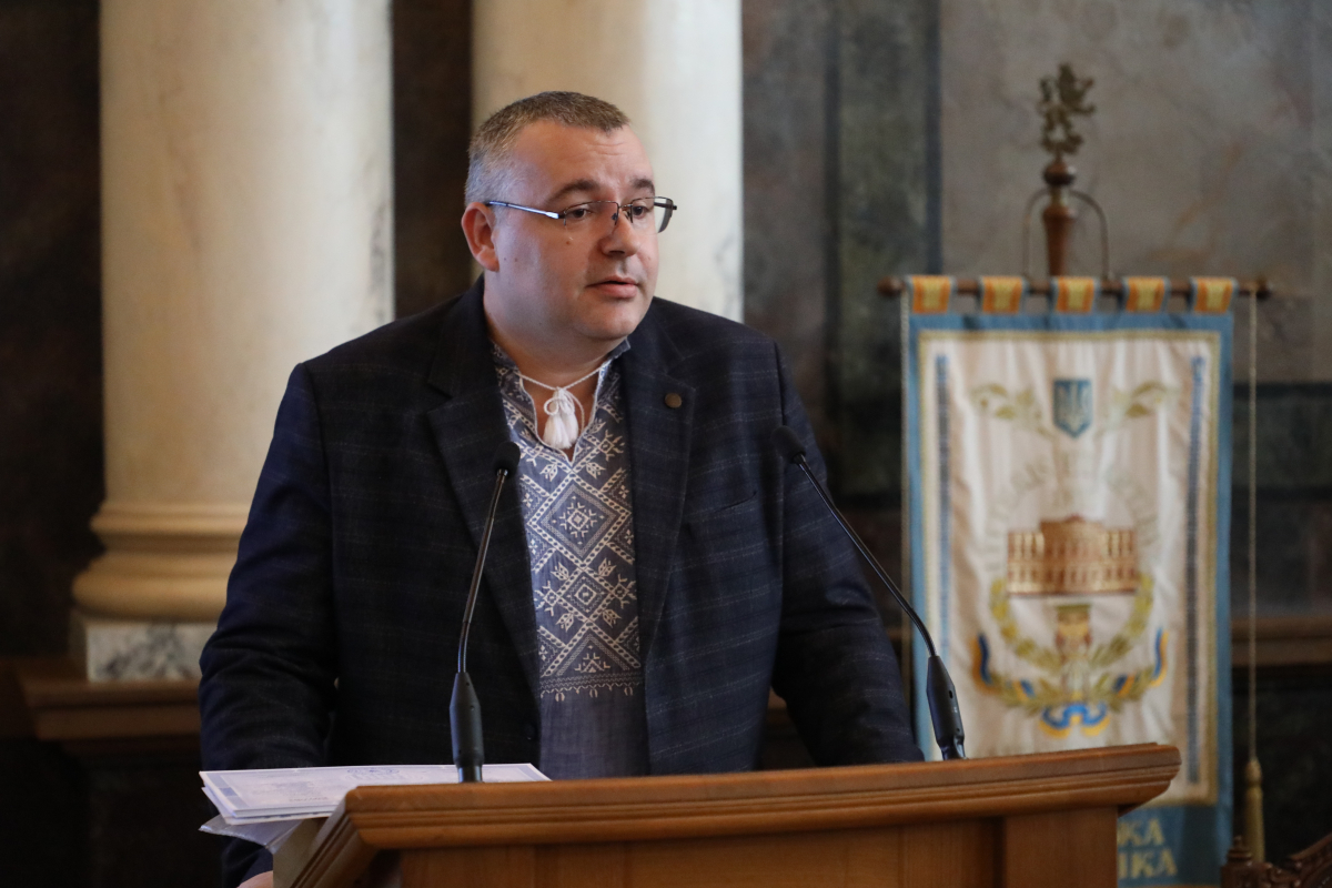 Фото із вручення дипломів