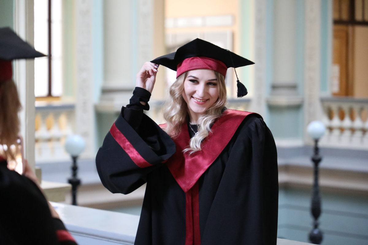 Фото із вручення дипломів