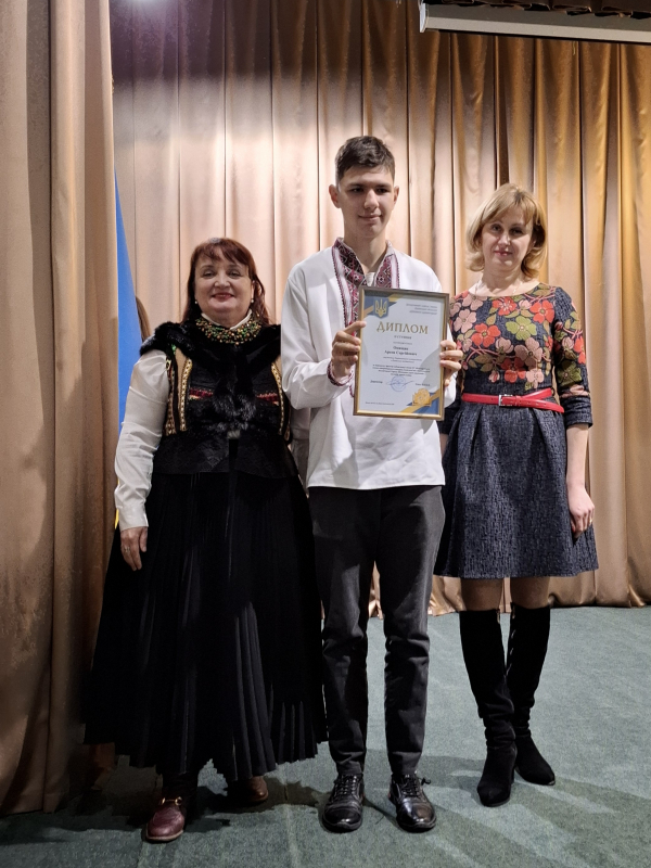 Фото з нагородження переможців конкурсів