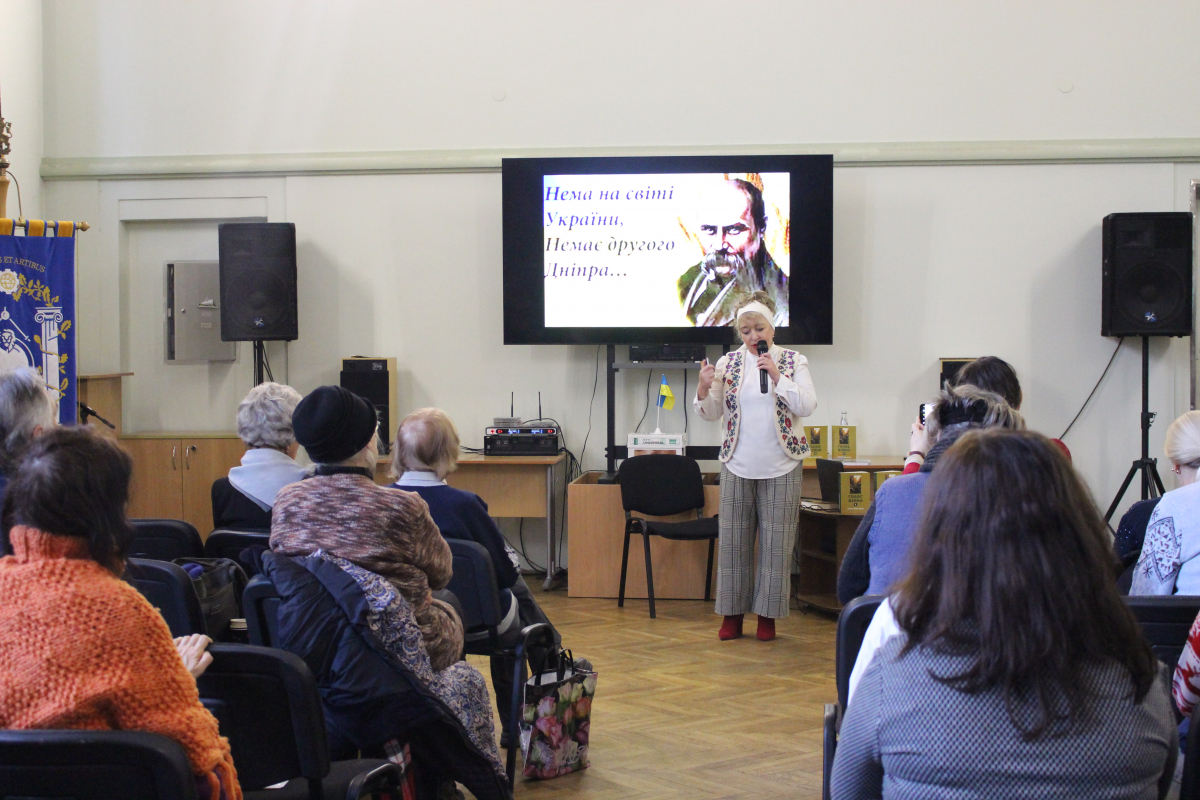 Фото із зустрічі в НТБ