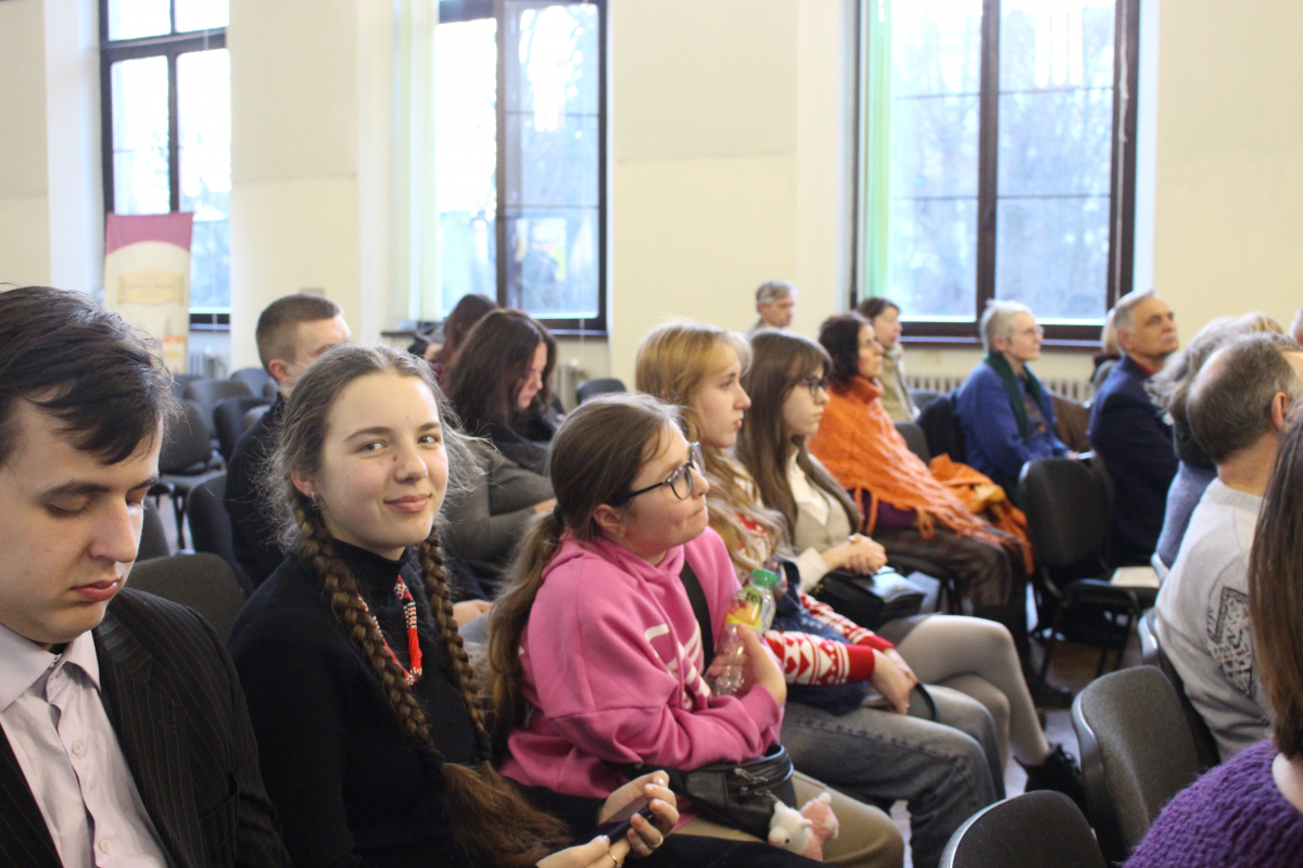 Фото із зустрічі в НТБ