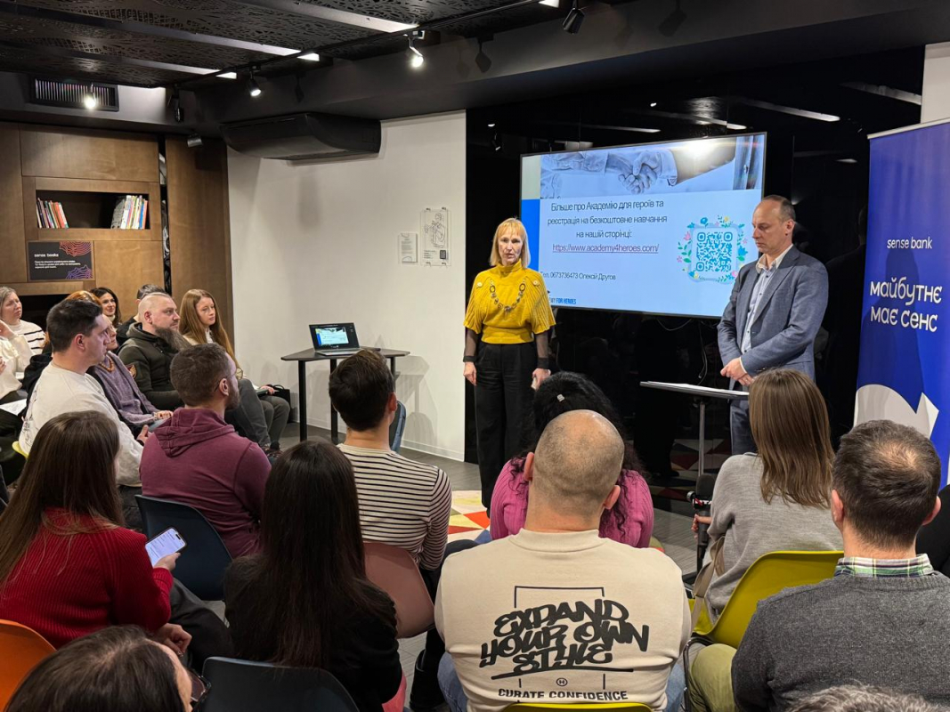 Фото з відкриття курсів