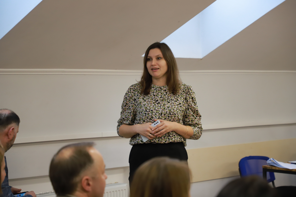 Фото з відкриття школи