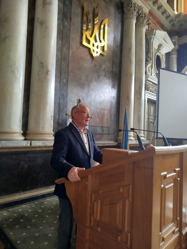 Фото із вручення дипломів