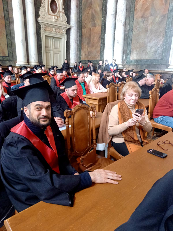 Фото із вручення дипломів