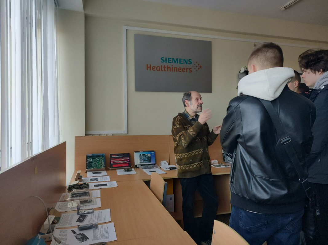 Фото із Дня відкритих дверей